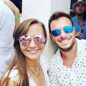 Meet your Posher, Melanie